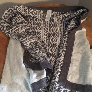 Ivivva reversible wrap